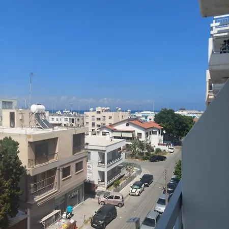 Marina Apartmens Апартаменты *