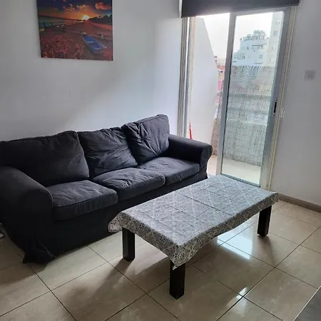 Marina Apartmens Апартаменты Ларнака